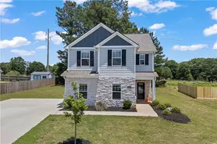558 Meadows Farm Dr, Monroe, GA 30655 - Photo 1