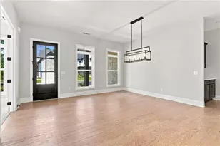 886 Keystone Dr, Woodstock, GA 30188 - Photo 3