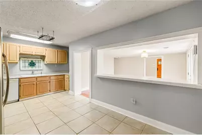 806 Tanner Drive, Scottdale, GA 30079 - Photo 11