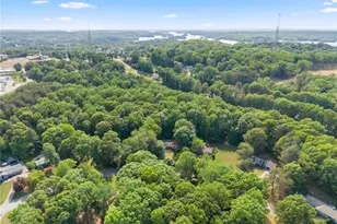 1476 W Lake Dr, Gainesville, GA 30501 - Photo 71