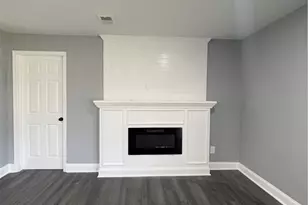 318 Willowwind Dr, Loganville, GA 30052 - Photo 5