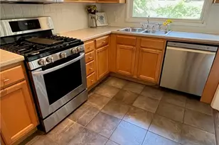 1945 Dellwood Dr NW, Atlanta, GA 30309 - Photo 15