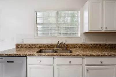 3200 Dundee Ridge Way, Duluth, GA 30096 - Photo 11