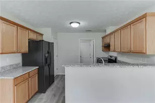 2979 Rusticwood Dr, Snellville, GA 30078 - Photo 13