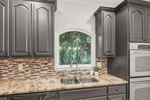440 Oakleaf Trail, Suwanee, GA 30024 - Photo 15
