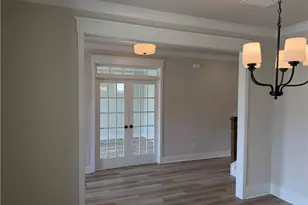 1057 Hawkins Creek Dr, Jefferson, GA 30549 - Photo 5