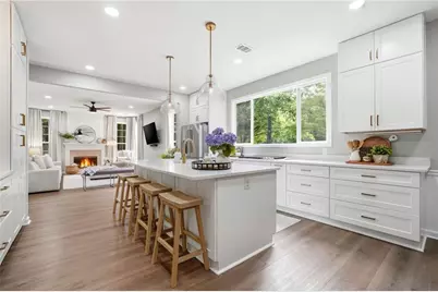 3990 Mapleton Downs NW, Kennesaw, GA 30144 - Photo 3