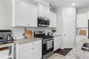 1467 Lanier Vista Dr, Sugar Hill, GA 30518 - Photo 11