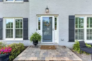 10680 Pinewalk Forest Cir, Alpharetta, GA 30022 - Photo 3