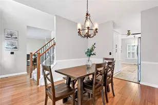 10680 Pinewalk Forest Cir, Alpharetta, GA 30022 - Photo 7