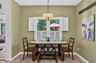 10680 Pinewalk Forest Cir, Alpharetta, GA 30022 - Photo 9