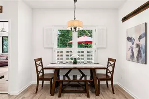 10680 Pinewalk Forest Cir, Alpharetta, GA 30022 - Photo 13