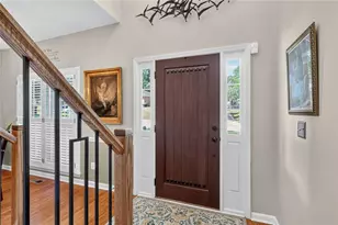 10680 Pinewalk Forest Cir, Alpharetta, GA 30022 - Photo 3