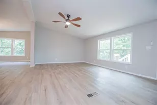 70 Spring Ln, Carrollton, GA 30116 - Photo 9