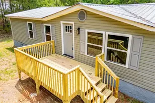 70 Spring Ln, Carrollton, GA 30116 - Photo 3