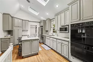905 Homewood Ct, Decatur, GA 30033 - Photo 3