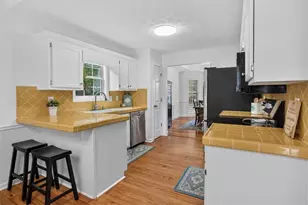 4155 Gables Pl, Buford, GA 30519 - Photo 9