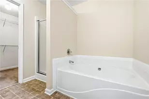 2079 Lakeshore Overlook Dr NW, Kennesaw, GA 30152 - Photo 19