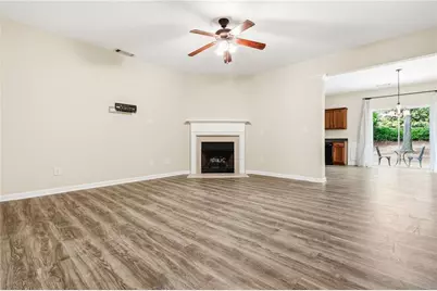 2079 Lakeshore Overlook Drive NW, Kennesaw, GA 30152 - Photo 5