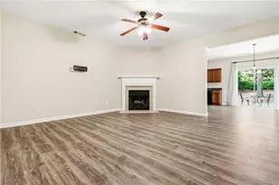2079 Lakeshore Overlook Dr NW, Kennesaw, GA 30152 - Photo 5