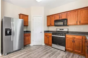 2079 Lakeshore Overlook Dr NW, Kennesaw, GA 30152 - Photo 13