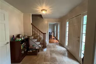 11205 Wilshire Chase Dr, Johns Creek, GA 30097 - Photo 3