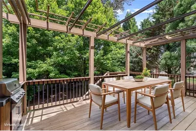350 Wembley Circle, Atlanta, GA 30328 - Photo 29