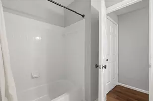 619 Barrington Hills Dr, Atlanta, GA 30350 - Photo 23