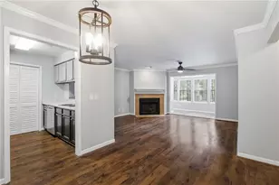 619 Barrington Hills Dr, Atlanta, GA 30350 - Photo 11