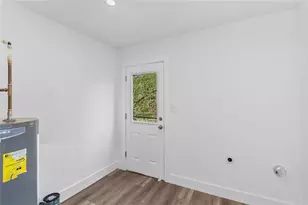 2466 SW Old Hapeville Road SW, Atlanta, GA 30315 - Photo 25