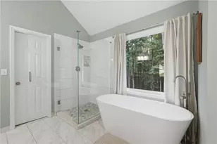 643 Laufin Ct, Lawrenceville, GA 30043 - Photo 17