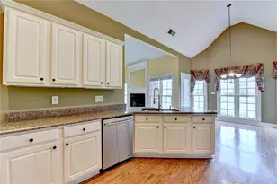 2095 Hickory Station Cir, Snellville, GA 30078 - Photo 11