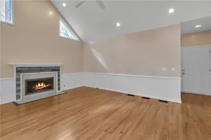 915 Chipley Ct, Marietta, GA 30062 - Photo 17