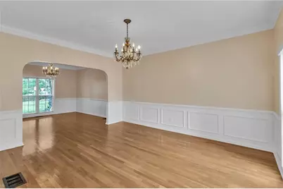 915 Chipley Court, Marietta, GA 30062 - Photo 9