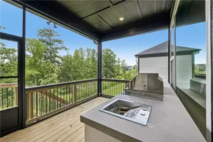 152 Clear Lk Pkwy, Hoschton, GA 30548 - Photo 9