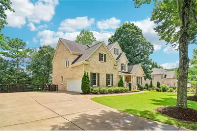 1035 Lillian Drive, Alpharetta, GA 30004 - Photo 3
