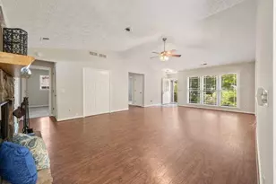 4455 Dunmovin Dr NW, Kennesaw, GA 30144 - Photo 9