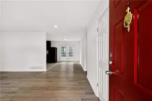8845 Ashwood Dr, Riverdale, GA 30274 - Photo 7