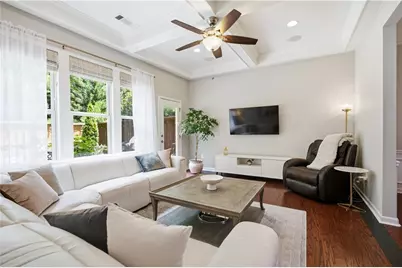 114 Bradford Drive, Atlanta, GA 30328 - Photo 7