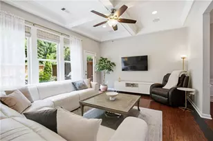 114 Bradford Dr, Atlanta, GA 30328 - Photo 7