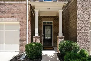 114 Bradford Dr, Atlanta, GA 30328 - Photo 3