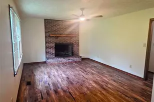 128 Hillview Dr, Thomaston, GA 30286 - Photo 3