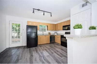 3665 Chestnut Drive #F2, Atlanta, GA 30340 - Photo 9