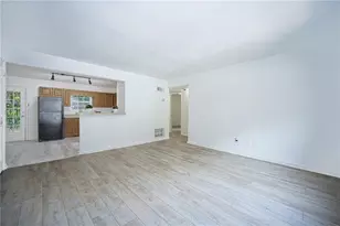 3665 Chestnut Dr, Atlanta, GA 30340 - Photo 7