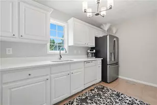 673 Effie Dr, Lawrenceville, GA 30045 - Photo 13