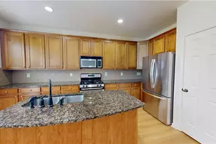 635 Grove Manor Park, Suwanee, GA 30024 - Photo 7