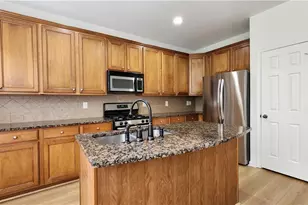 635 Grove Manor Park, Suwanee, GA 30024 - Photo 9