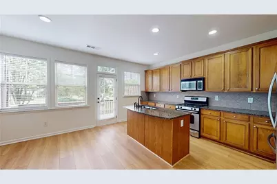 635 Grove Manor Park, Suwanee, GA 30024 - Photo 5