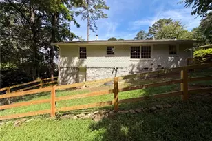 2320 Capehart Cir NE, Atlanta, GA 30345 - Photo 21