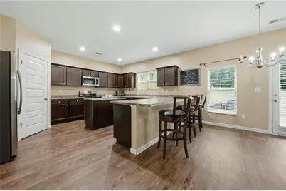 8419 Hillspire Drive, Douglasville, GA 30134 - Photo 9